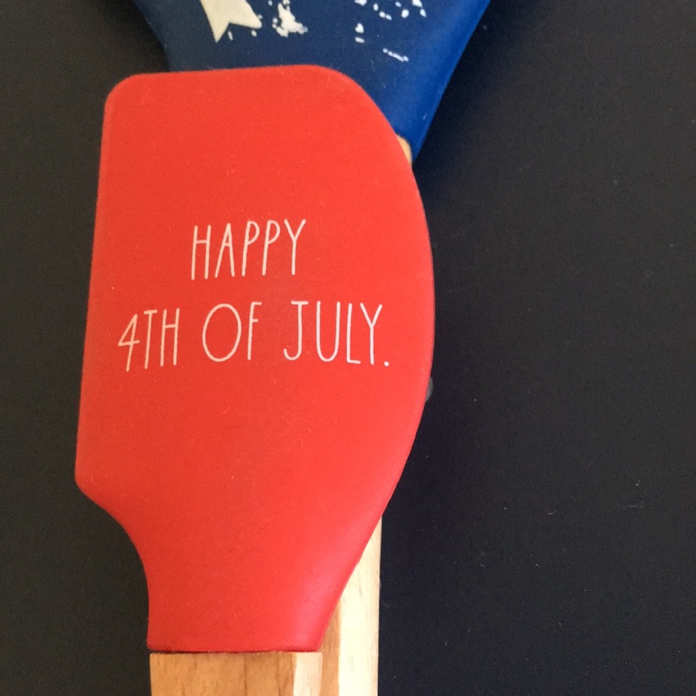 Rae Dunn July 4th Spatula Set of two NWT - Picture 2 of 9